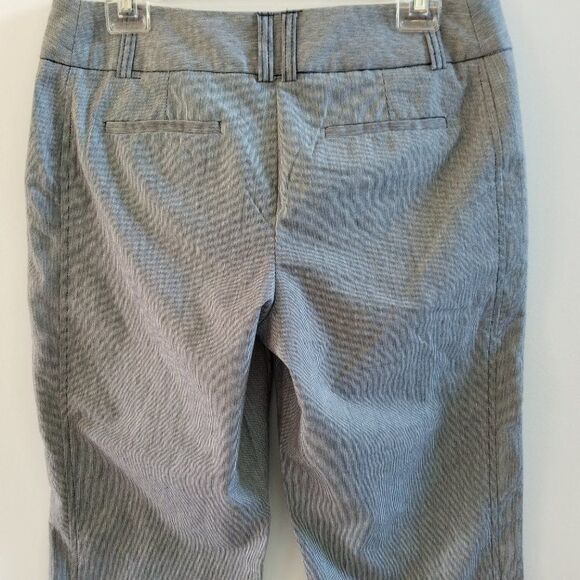 Daisy Fuentes Wide-Waistband Navy/Gray Capri Pants - Size 8 - Textured Pattern - Picture 11 of 16